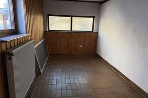 Großzügiges Einfamilienhaus in Erbach mit Einliegerwohnung in Hanglage – viel Platz & Potenzial – Die vollständige Adresse der Immobilie erhältst du vom Anbieter., 89155 Erbach – Vorschaubild 6