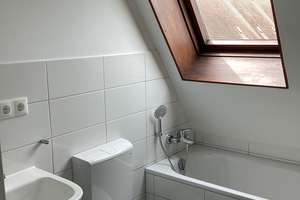 Helle 2-Zimmer-Dachgeschosswohnung – Donauwörther Str. 157, 86154 Oberhausen-Nord, Augsburg – Vorschaubild 3