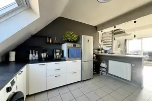 Stilvolle Maisonette-Wohnung mit Loggia – Mönchengladbach – Vorschaubild 7