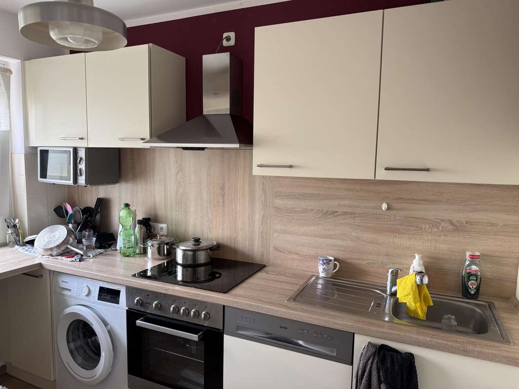 Immobilie in Schwalbach - Möblierte und vermietete 3,5 Zi-ETW mit TG Stellplatz - Bild 2