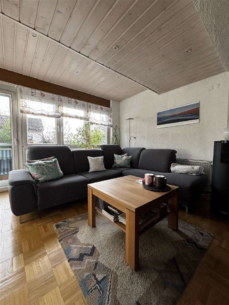 Immobilie in Leingarten - VBU Immobilien - Familienidylle in zentraler Lage mit Garten, Terrasse &amp; ausgebautem Dachgesch - Bild 1