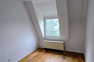 360°-Rundgang - 4-Zimmer-Wohnung in begehrter, zentraler Lage von Wuppertal – Kiefernstr. 5, 42283 Barmen, Wuppertal – Vorschaubild 6