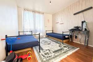 Vermietete 4-Zimmer-Wohnung mit zwei Balkonen und attraktivem WG-Potenzial – Die vollständige Adresse der Immobilie erhältst du vom Anbieter., 90429 Muggenhof, Nürnberg – Vorschaubild 6