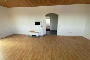 Geschmackvolle 3-Raum-Wohnung mit Balkon und EBK in Stuttgart