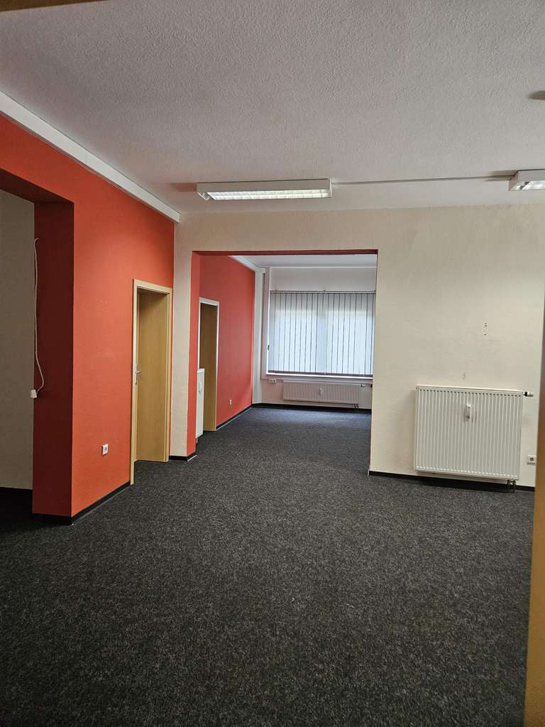 Immobilie in Oerlinghausen - Viel Platz, idyllische Lage, gute Verkehrsanbindung !! - Bild 3