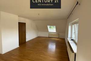 Charmante 3-Zimmer-Dachgeschosswohnung mit freier Gartennutzung in 66121 Saarbrücken