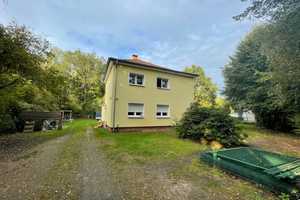Zweifamilienhaus in direkter Waldnähe in beliebter Wohnlage in Falkensee – Havelland (Kreis) – Vorschaubild 1