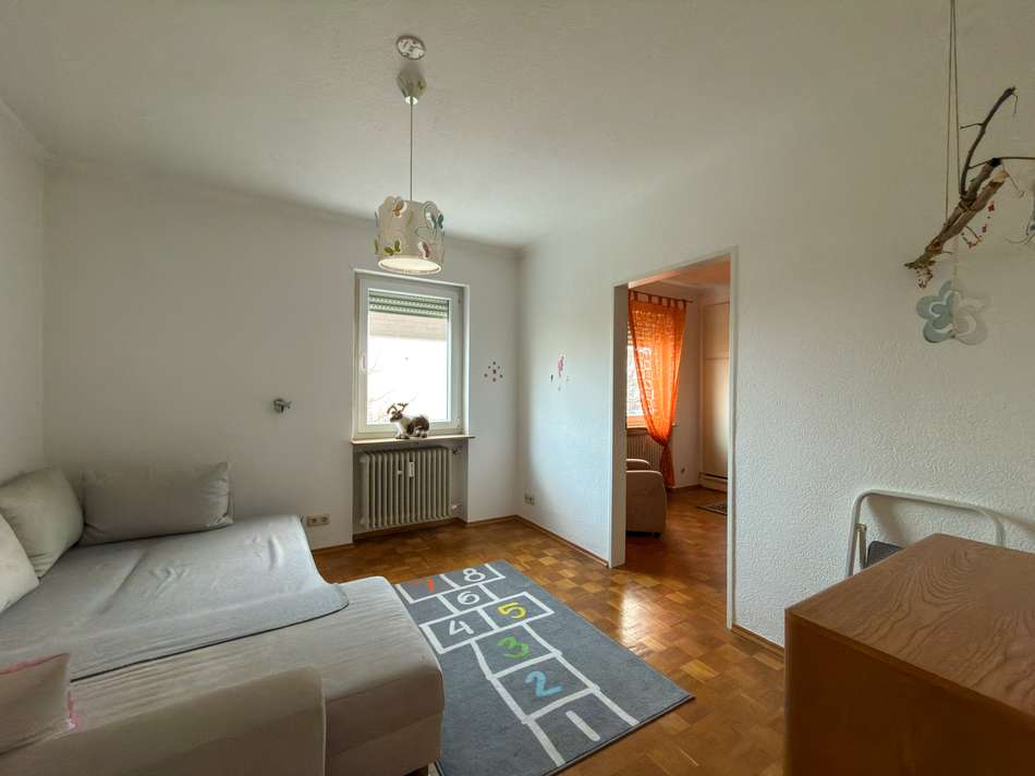 OG_Zimmer zur Ankleide