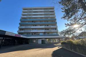 Gepflegte, vermietete 3 Zimmerwohnung mit tollem Ausblick – Die vollständige Adresse der Immobilie erhältst du vom Anbieter., 81827 Waldtrudering, München – Vorschaubild 1