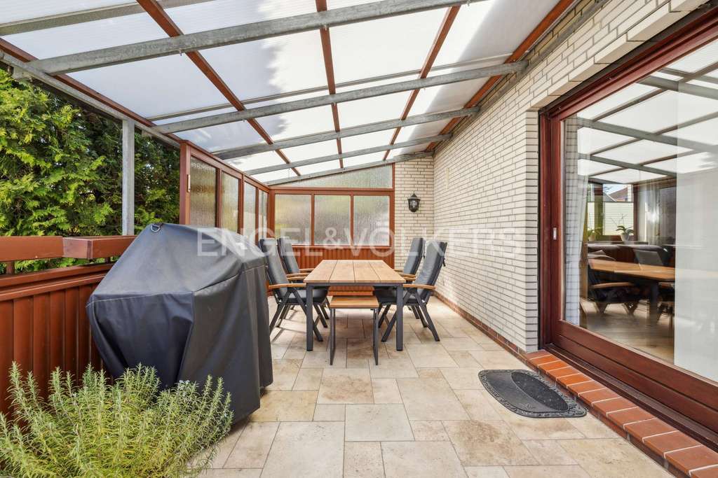 Immobilie in Delingsdorf - Familienfreundliches Einfamilienhaus mit modernem Komfort und idyllischem Grundstück - Bild 1