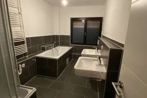 WG-geeignete schöne 4-Zimmerwohnung mit großer Terrasse