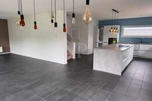 Lichtdurchflutetes Familienhaus mit großem Garten, moderner Wohnküche und Terrasse! – Die vollständige Adresse der Immobilie erhältst du vom Anbieter., 35041 Haddamshausen, Marburg – Vorschaubild 6