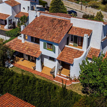 Erleben Sie das Mittelmeer Haus mit Seele, Garten, Terrassen und Keller... nur einen Steinwurf vom M