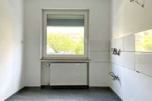 Modernisierte Wohnung: Ihrer Zukunft zuliebe! 3 Zim., Balkon, Parkett u. neues Duschbad! – Die vollständige Adresse der Immobilie erhältst du vom Anbieter., 30419 Vinnhorst, Hannover – Vorschaubild 20