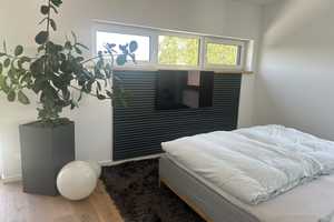 
Moderne Doppelhaushälfte mit 2 Garagen, Terrasse, Garten & Pool – Rhein-Sieg-Kreis – Vorschaubild 12
