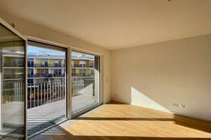 Versteckte Gartenresidenz – Premium-Wohngefühl mitten im Zentrum! – Die vollständige Adresse der Immobilie erhältst du vom Anbieter., 93055 Ostenviertel, Regensburg – Vorschaubild 6