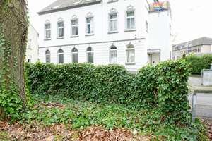 Nähe Bahnhof Solingen-Ohligs: MFH mit Nebengebäude, Garten und 13 Garagen – Die vollständige Adresse der Immobilie erhältst du vom Anbieter., 42697 Ohligs/Aufderhöhe/Merscheid, Solingen – Vorschaubild 5