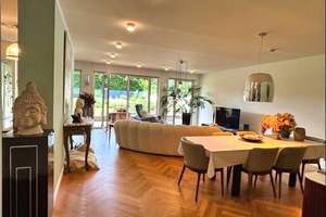 Wohnen 
auf hohem Niveau
Stilvolle Eigentumswohnung
mit großzügigem Garten 
in  D-Unterbach – Die vollständige Adresse der Immobilie erhältst du vom Anbieter., 40627 Unterbach, Düsseldorf – Vorschaubild 12