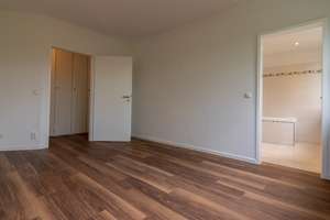 Privat an privat! Ohne Makler! Gehobene 3-Zimmer Wohnung im 4. OG mit Balkon in Berlin-Zehlendorf – Die vollständige Adresse der Immobilie erhältst du vom Anbieter., 14167 Zehlendorf, Berlin – Vorschaubild 16