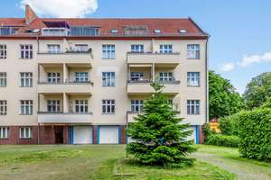 Stilvolle Dachgeschosswohnung mit großer Südwest-Terrasse und hochwertiger Modernisierung in Pankow – Die vollständige Adresse der Immobilie erhältst du vom Anbieter., 13156 Niederschönhausen, Berlin – Vorschaubild 14