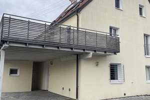 Rot am See:  Stilvoll saniertes Einfamilienhaus mit 2. Einheit-großzügigen Flächen und vielseitigen  – Die vollständige Adresse der Immobilie erhältst du vom Anbieter., 74585 Rot am See – Vorschaubild 1