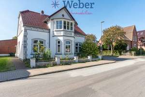 Gewerbe unten, Urlaub oben – smarter kann man Wohnen & Arbeiten kaum verbinden. – Die vollständige Adresse der Immobilie erhältst du vom Anbieter., 25938 Wyk auf Föhr – Vorschaubild 2