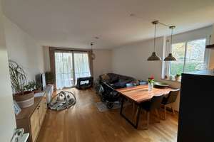 ATTRAKTIVE 2-ZIMMER-WOHNUNG MIT TERRASSE & GARTEN 