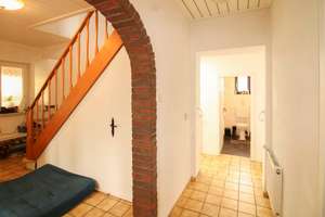 Charmantes Einfamilienhaus mit Garten, Garage und Carportstellplatz in Großefehn – Die vollständige Adresse der Immobilie erhältst du vom Anbieter., 26629 Großefehn – Vorschaubild 6