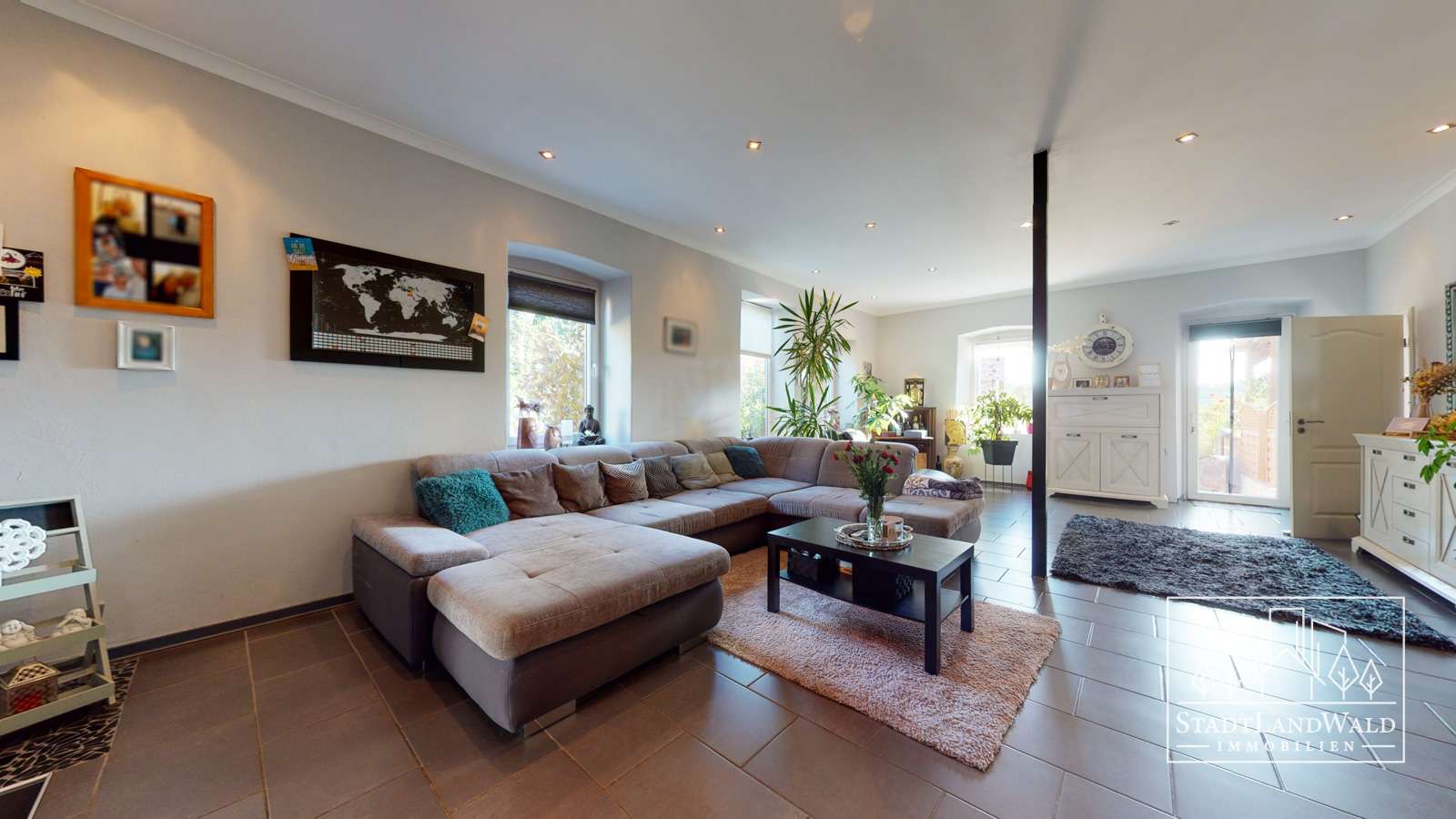 Immobilie in Hilst - Kaufen, Einziehen, Losleben - EFH mit Terrasse, Garten und modernem Innenleben - Bild 3