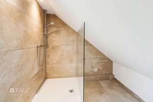Möblierte und Frisch sanierte Dachgeschoss Wohnung auf der Severinsstraße – Die vollständige Adresse der Immobilie erhältst du vom Anbieter., 50678 Altstadt/Süd, Köln – Vorschaubild 9