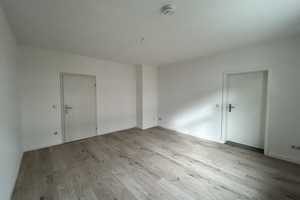 ***Frisch Modernisierte Oase mit Balkon und viel Grün – charmante 3-Raum-Wohnung wartet auf Sie*** – Charlottenstraße 67, 9126 Chemnitz – Vorschaubild 18