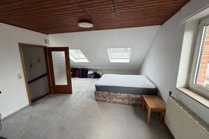 6-Zimmer-Reiheneckhaus mit neuer Designküche, Garage und Vollkeller – 41469 Norf, Neuss – Vorschaubild 12