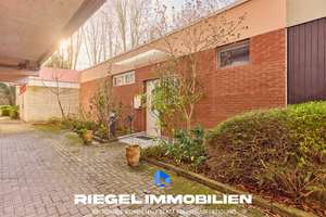 Sie hier? Wir auch! Wohnidyll direkt am Herzogenriedpark: Bungalow mit Wintergarten & 2 Bädern & TG.