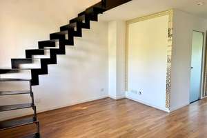 Stilvolle Maisonette-Wohnung mit eigenem Whirlpool-Highlight – Die vollständige Adresse der Immobilie erhältst du vom Anbieter., 80997 Allach, München – Vorschaubild 7