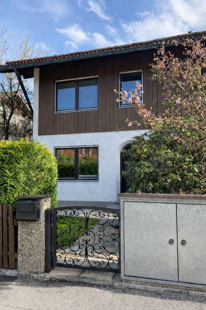 Immobilie in Iffeldorf - DHH mit 5 Zimmern in begehrter Lage von Iffeldorf - Bild 1