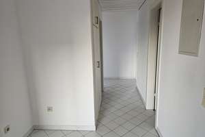 Charmante, familienfreundliche 4-Zimmer-Wohnung mit Loggia & Garage in begehrter Lage am Südklinikum – Die vollständige Adresse der Immobilie erhältst du vom Anbieter., 90473 Langwasser Südost, Nürnberg – Vorschaubild 19