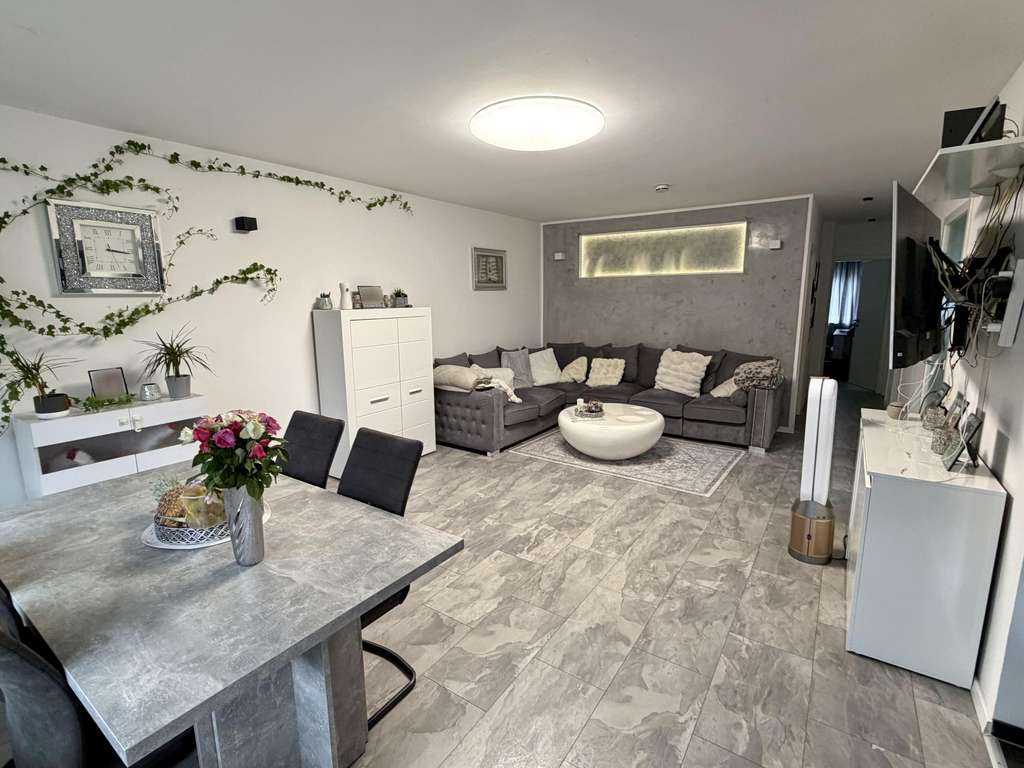 Immobilie in Moers - Langfristig vermietet - ideale Kapitalanlage - Bild 2