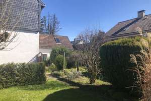!! Holzwickede !! Mehrfamilien oder Mehrgenerationen Haus in guter Lage – Dürerstr. 16, 59439 Holzwickede – Vorschaubild 9