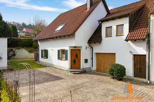 *** 2 Häuser + pot. Baugrundstück inkl. Nebengebäude in toller Lage! *** – Die vollständige Adresse der Immobilie erhältst du vom Anbieter., 89368 Winterbach – Vorschaubild 4
