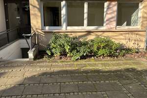 Zentrale Eigentumswohnung in Wiesdorf mit Garten und Tiefgaragenstellplatz – Carl-Leverkus-Straße 31a, 51373 Wiesdorf, Leverkusen – Vorschaubild 2