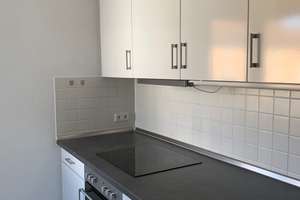 Schöne sonnige 2-Zimmer Wohnung mit Westbalkon – Gärtnerstraße 31 a, 86161 Wolfram-und Herrenbachviertel, Augsburg – Vorschaubild 2