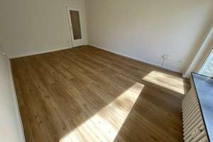 Frisch renovierte 2,5 Zimmer-Wohnung in der 4.Etage mit Balkon und Wannenbad – Klipperstr. 18, 23558 Buntekuh, Lübeck – Vorschaubild 22