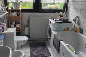 Neuer Preis!! -  Großes Mehrfamilienhaus mit Garagengebäude in Solingen-Wald! – Die vollständige Adresse der Immobilie erhältst du vom Anbieter., 42719 Wald, Solingen – Vorschaubild 8