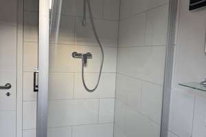 von privat - Dachgeschosstraum in bester Lage Lindenthals, Erstbezug nach Kernsanierung – Hans Sachs Str. 42, 50931 Lindenthal (Ortsteil), Köln – Vorschaubild 2