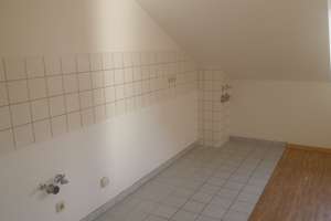 Schöne individuelle 2 Zimmerwohnung mit Parkett, offener Küche und Bad mit Wanne im Hechtviertel – Die vollständige Adresse der Immobilie erhältst du vom Anbieter., 1097 Leipziger Vorstadt, Dresden – Vorschaubild 8