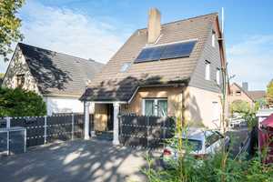 Modernisiertes EFH auf über 500 m² Grundstück in grüner, familienfreundlicher Umgebung – Stormarn (Kreis) – Vorschaubild 1