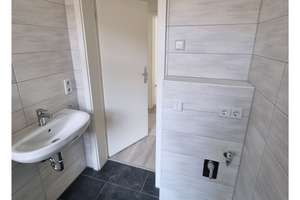 +++moderne 2 Zi. Whg mit Balkon & Stellplatz+++ – Annaberger Str. 340, 9125 Harthau, Chemnitz – Vorschaubild 9