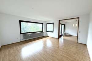 Geräumige 3,5-Zimmer-Wohnung mit hochwertiger Küche, Südbalkon & Stellplatz – Die vollständige Adresse der Immobilie erhältst du vom Anbieter., 70439 Stammheim-Süd, Stuttgart – Vorschaubild 4
