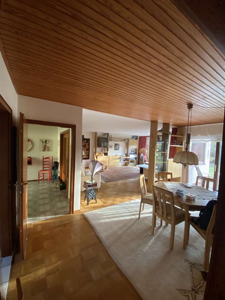 Immobilie in Burgwedel - Geräumiges Einfamilienhaus mit 6,5 Zimmern in Großburgwedel - Bild 1