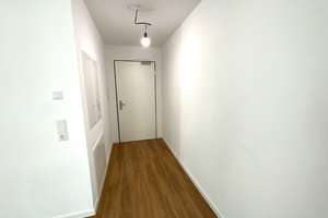 Attraktive 3-Zimmer-Wohnung mit Einbauküche und Loggia in Nürnberg Gleißhammer – Zerzabelshofstraße 15, 90478 Ludwigsfeld, Nürnberg – Vorschaubild 7